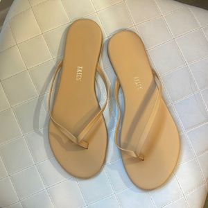 Tkees foundations matte flip flops butternut. Nude color